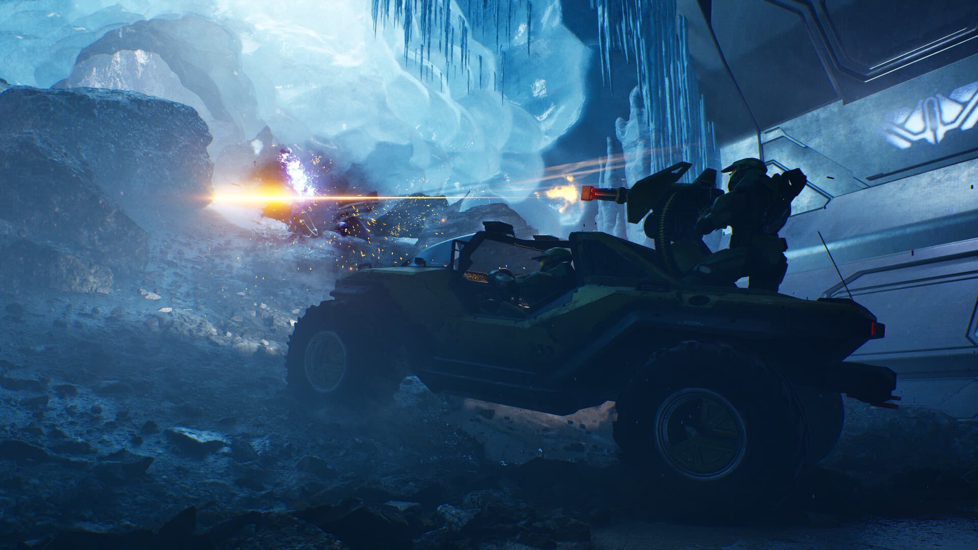 A Warthog gunner fighting in an icy Halo: Campaign Evolved battlefield